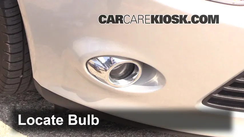 2013 Ford Focus SE 2.0L 4 Cyl. FlexFuel Hatchback Lights Fog Light (replace bulb)